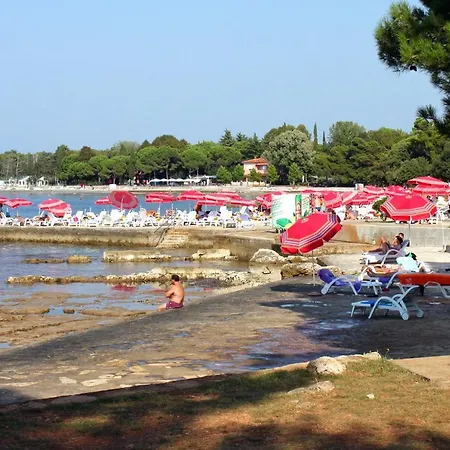Apartament With A Parking Space - 6999 Umag