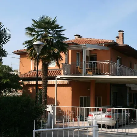 With A Parking Space - 6999 * Umag