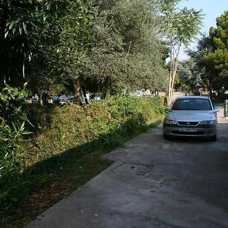 With A Parking Space - 6999 * Umag