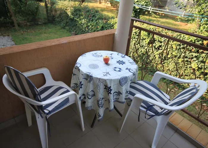 With A Parking Space - 6999 Umag